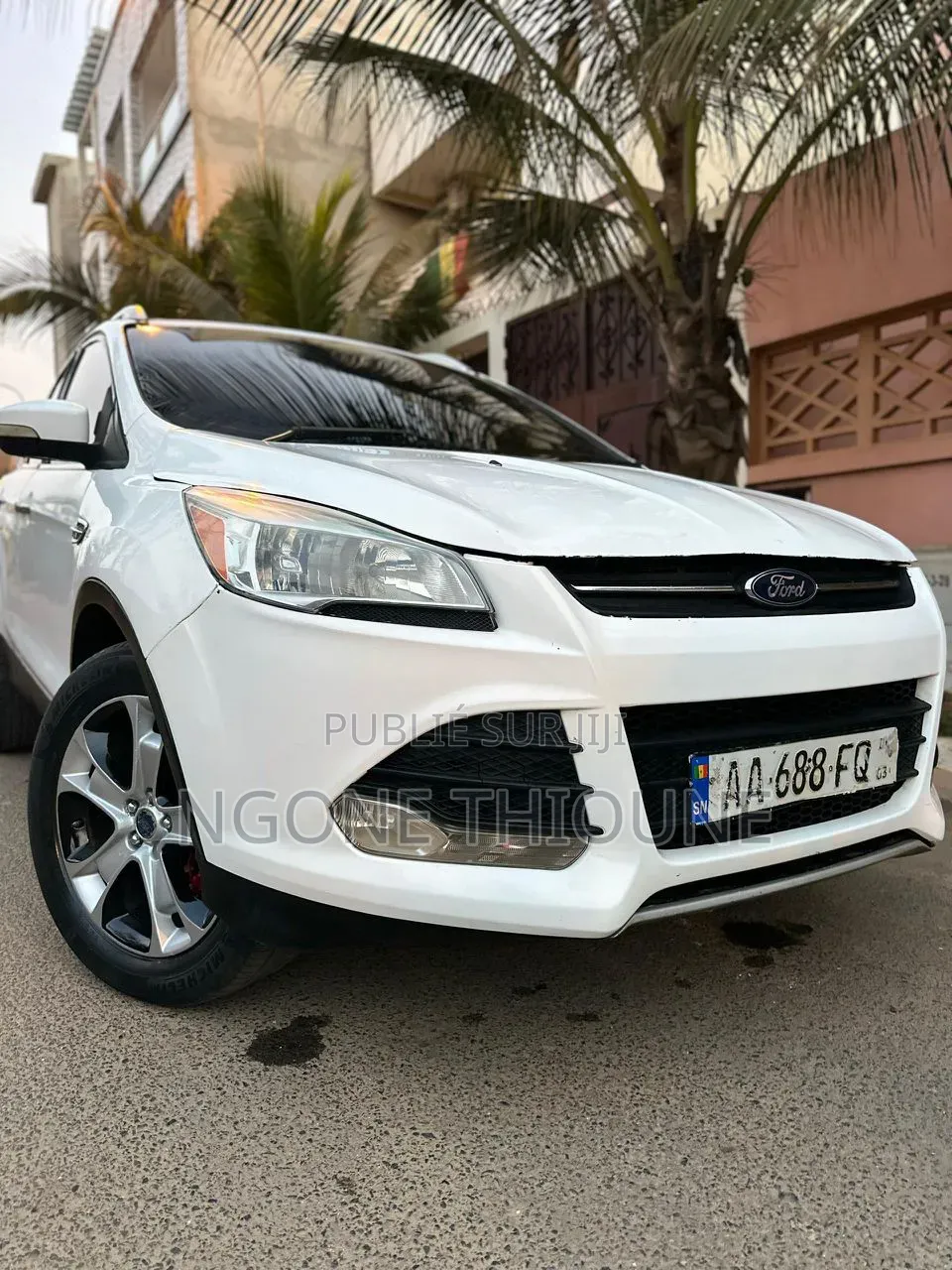 Ford Escape Titanium 4dr SUV (1.6L 4cyl Turbo 6A) 2014 Blanc
