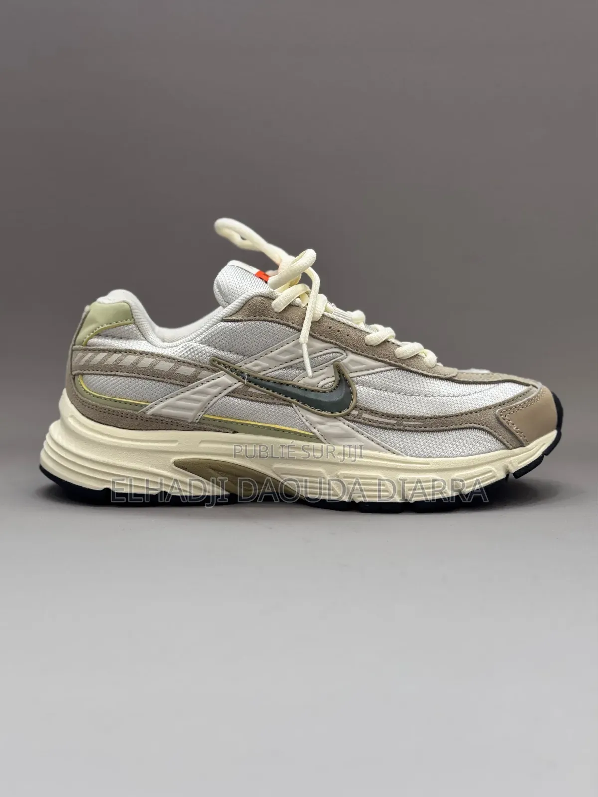 Nike Initiator