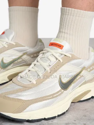 Nike Initiator