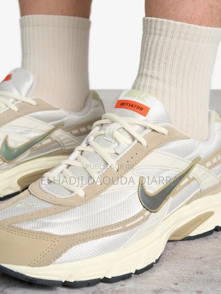 Nike Initiator