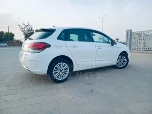Citroen C4 2018 Blanc