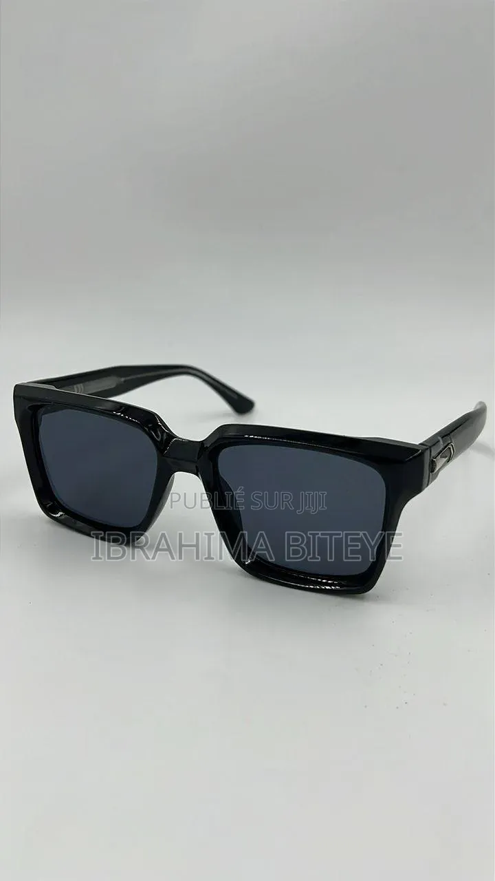 Des Lunettes De Soleil Et Photogray