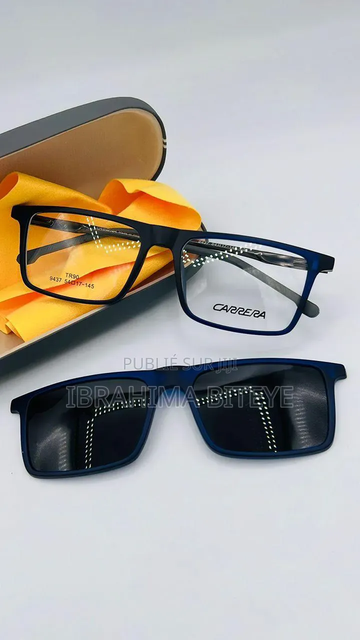 Des Lunettes De Soleil Et Photogray