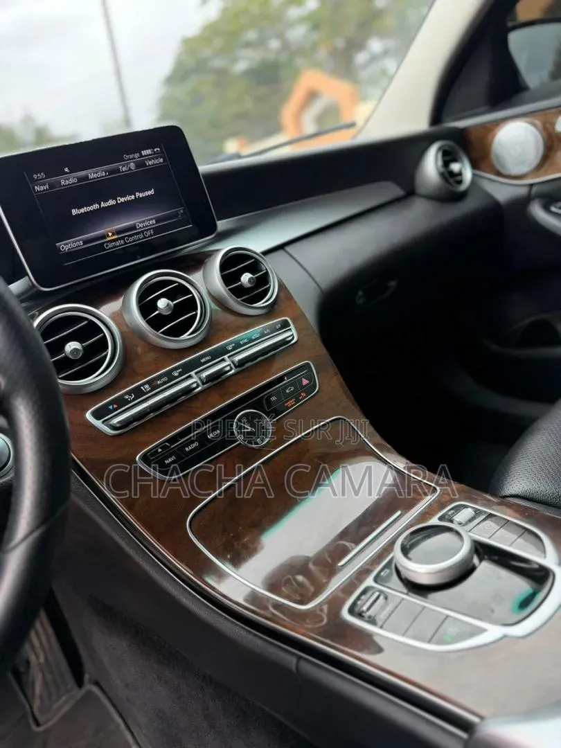 Mercedes-Benz C300 Base 4Matic Coupe AWD (2.0L 4cyl 7A) 2017 Gris