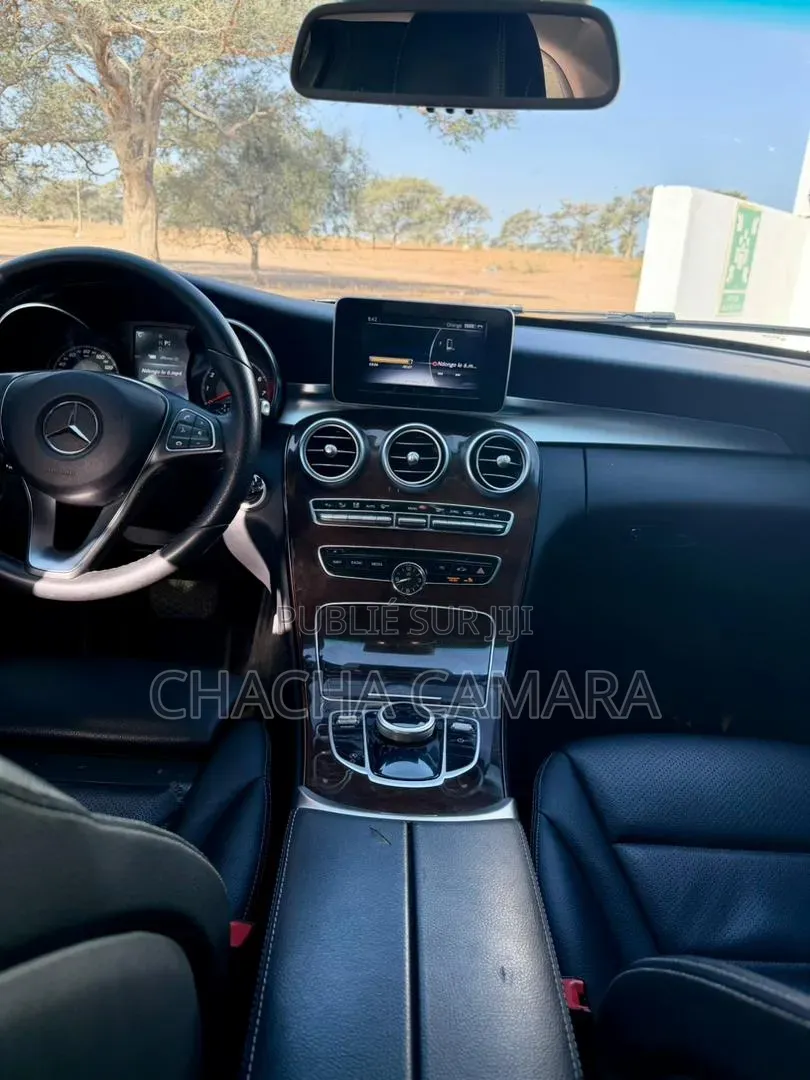 Mercedes-Benz C300 Base 4Matic Coupe AWD (2.0L 4cyl 7A) 2017 Gris