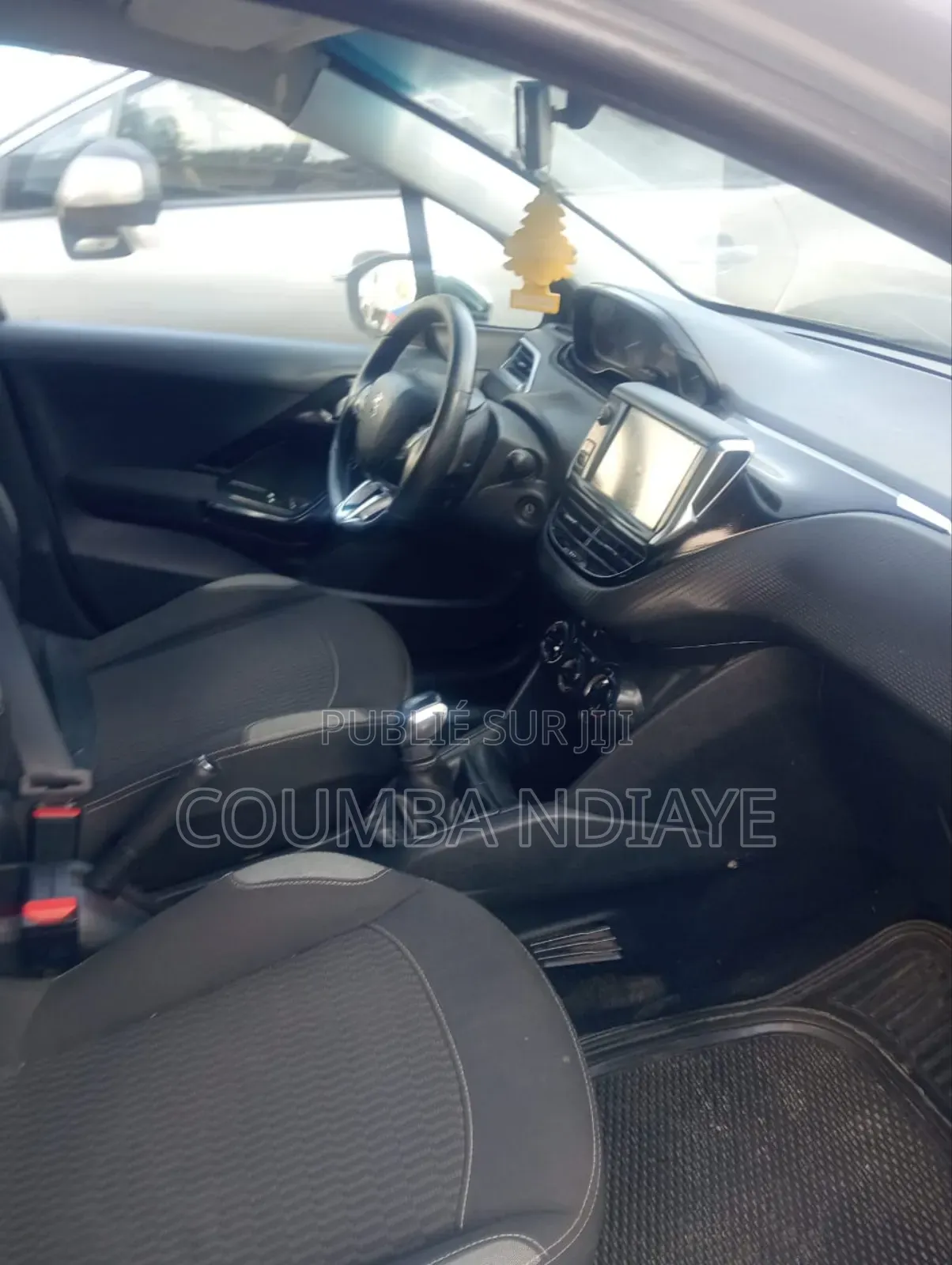 Peugeot 208 2016 Gris