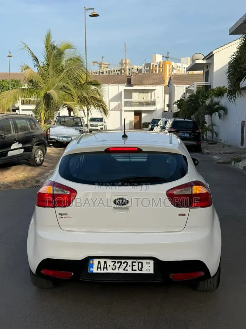Kia Rio 2014 Blanc