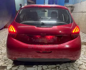 Peugeot 208 2017 Rouge