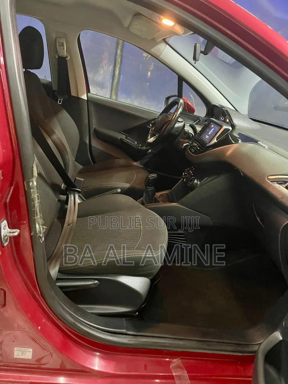 Peugeot 208 2017 Rouge