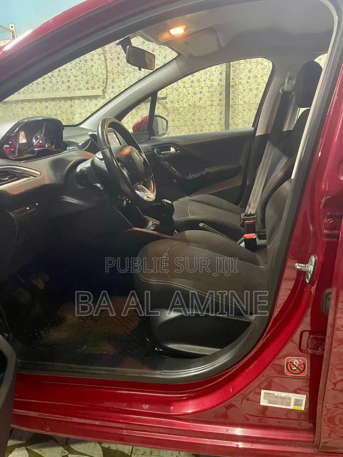 Peugeot 208 2017 Rouge