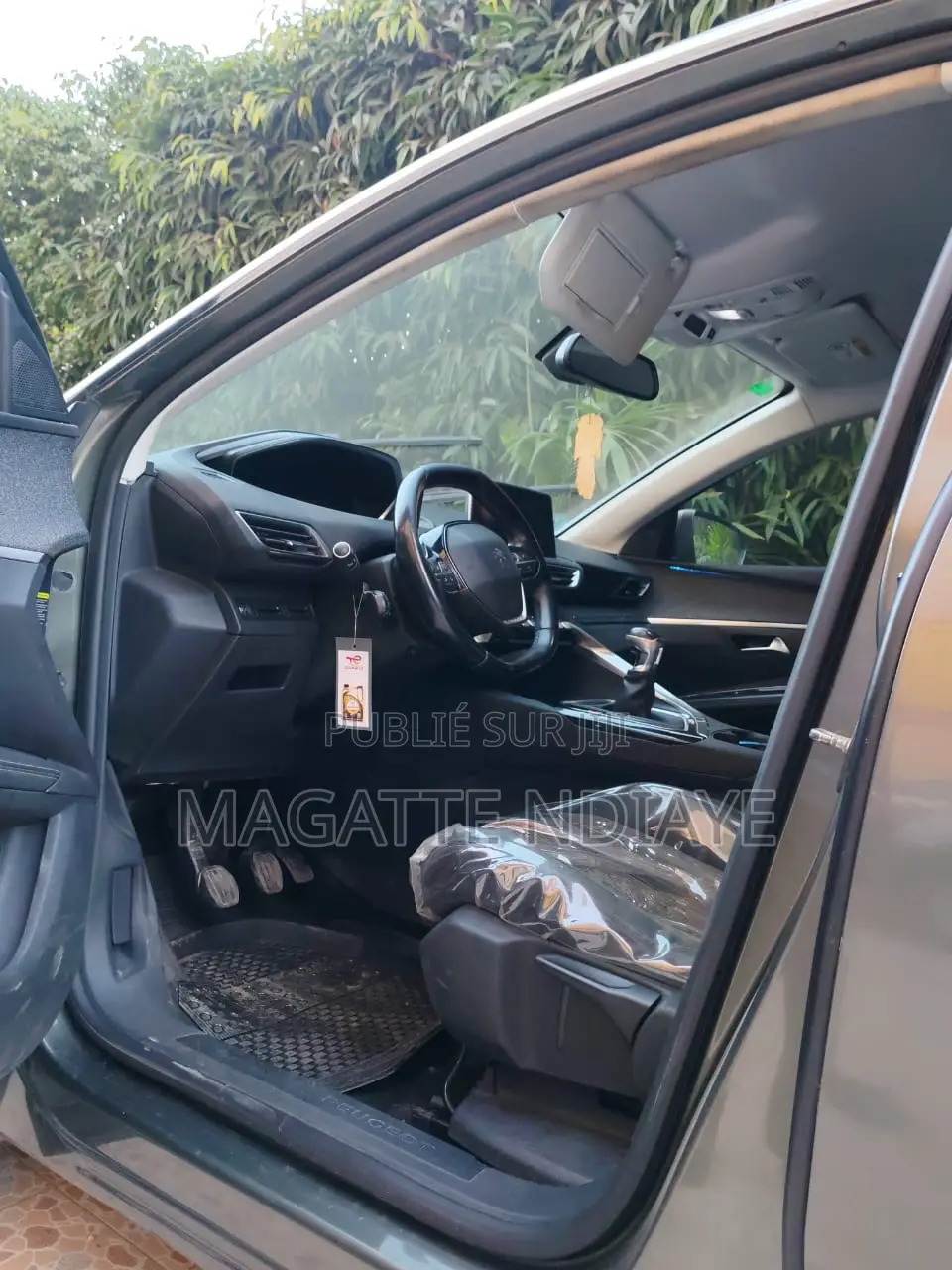 Peugeot 5008 1.5 BlueHDI 130 2019 Noir
