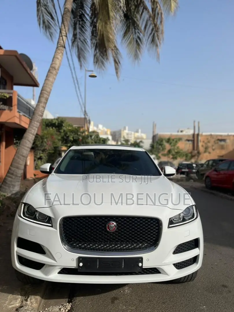 Jaguar F-Pace 2017 Blanc