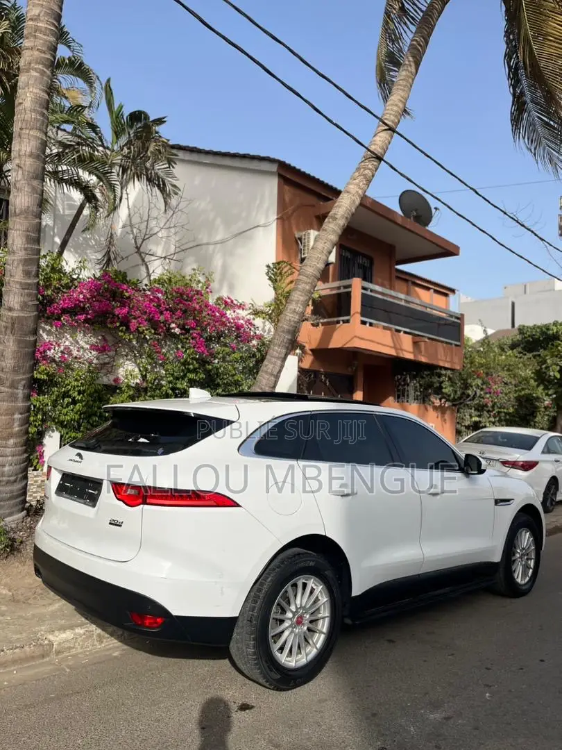 Jaguar F-Pace 2017 Blanc
