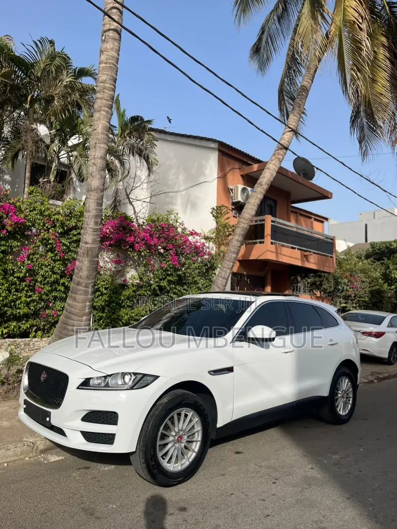 Jaguar F-Pace 2017 Blanc