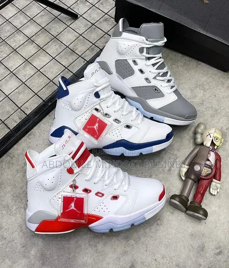 Chaussure Air 5 Disponible
