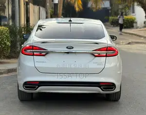 Ford Fusion 2017 Blanc