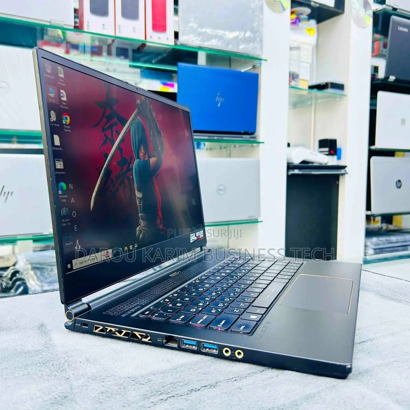 Nouveau MSI WS65 Mobile Workstation 32GB Intel Core i7 SSD 1T