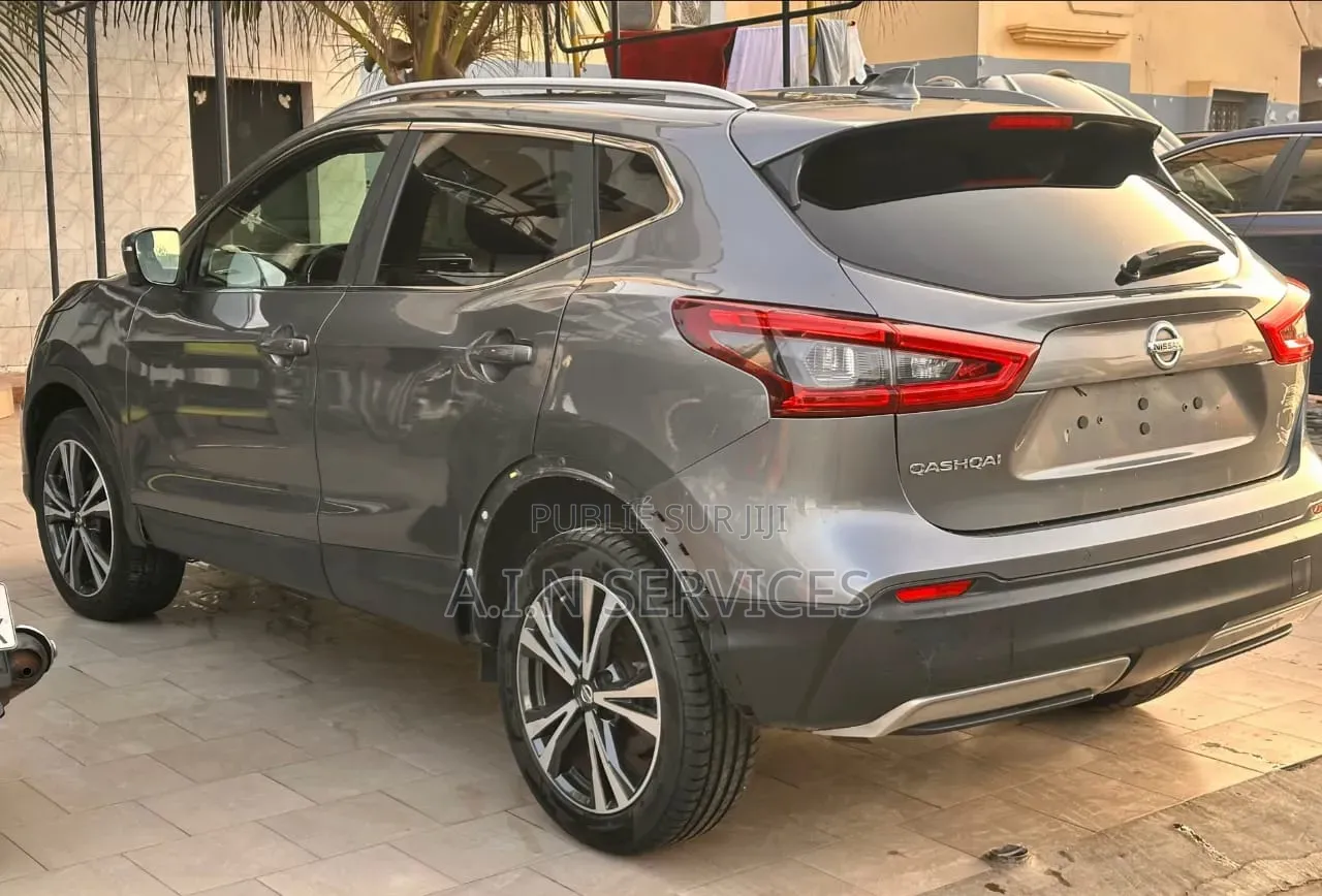 Nissan Qashqai 2018 Gris