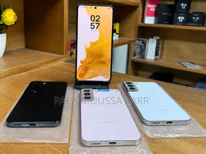 Nouveau Samsung Galaxy S21+ 5G 128 GB Noir