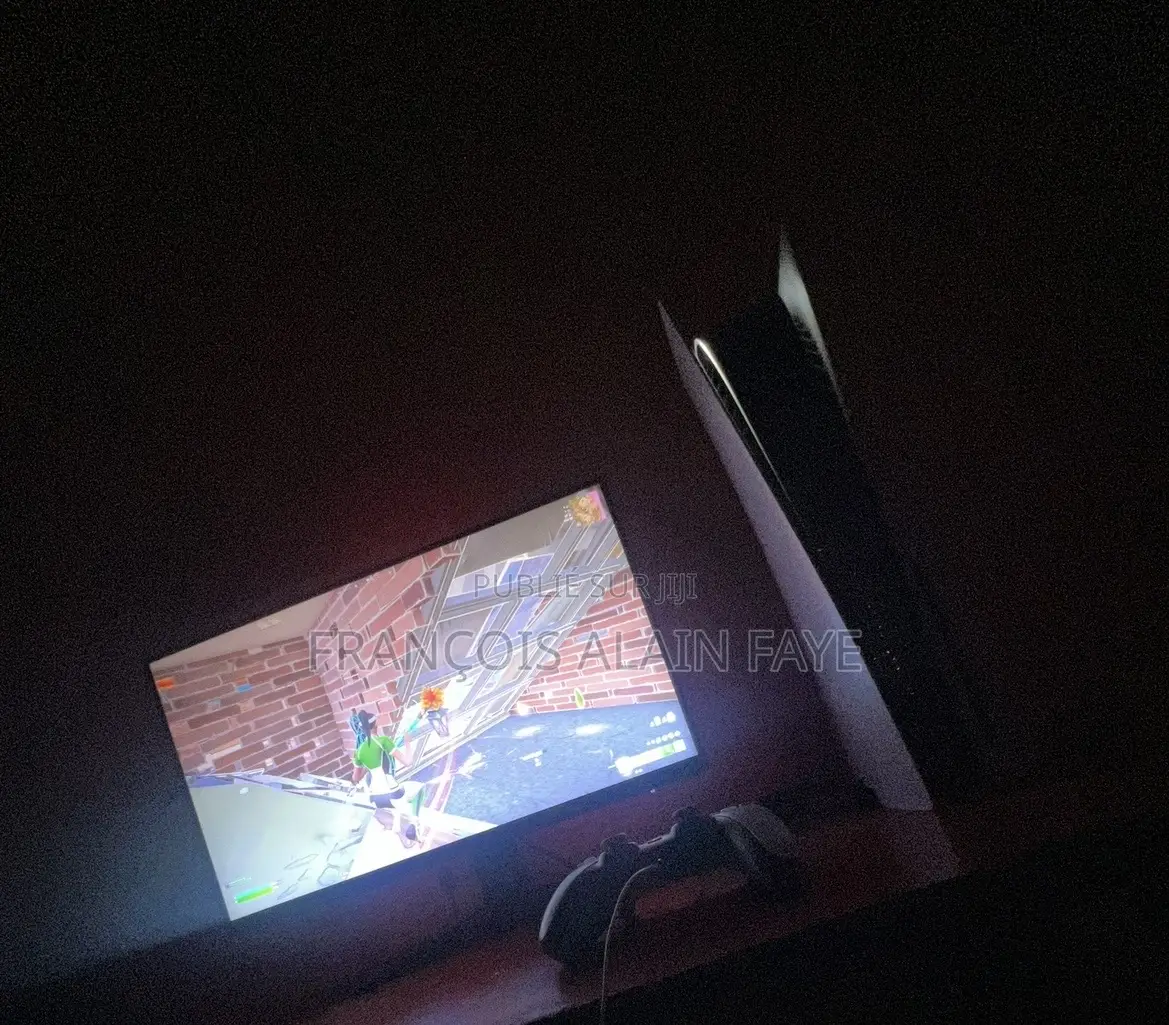 Ps5 + Écran 180hz + 1 Manette