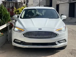 Ford Fusion 2018 Blanc