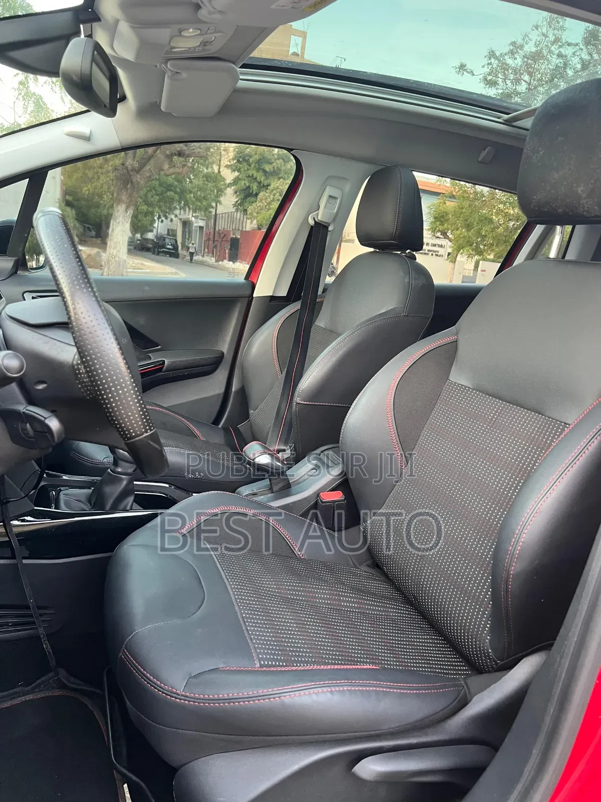 Peugeot 2008 2018 Rouge