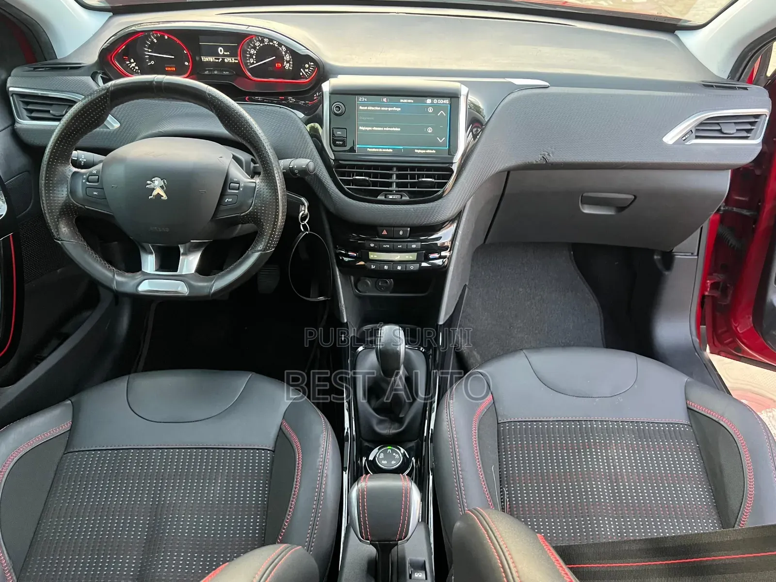 Peugeot 2008 2018 Rouge