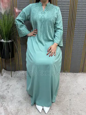 Jellabas Marocaines Disponibles – Vente Détail Et Gros