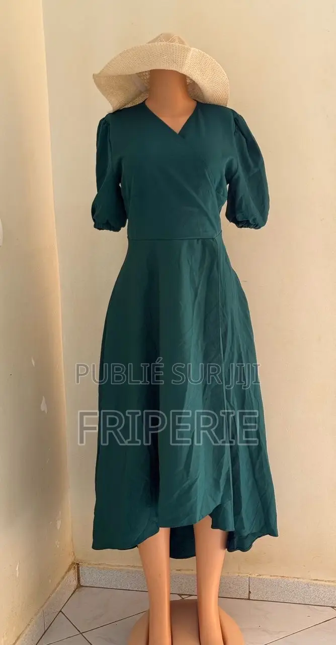 Friperie De Luxe