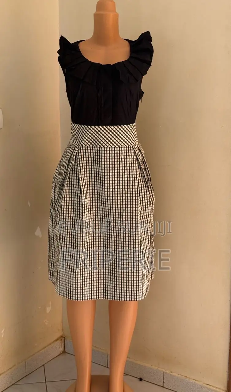 Friperie De Luxe