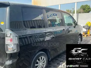Toyota Voxy 2016 Noir