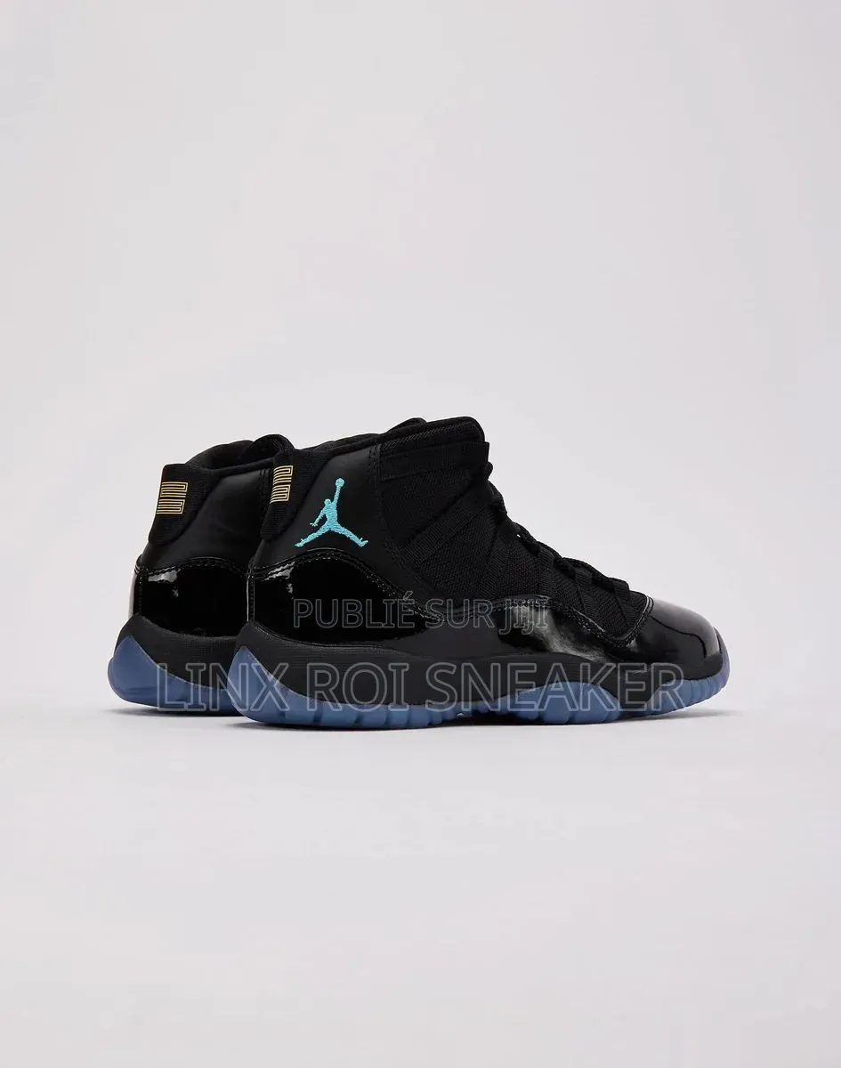 Air Jordan 11 Rétro Grey Dispo Maintenant Avec Livraison