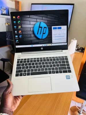 Nouveau Ordinateur portable HP 430 G6 8GB Intel Core i5 SSD 256GB