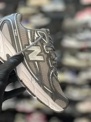 New Balance 740 Grise Disponible Maintenant Avec Livraison
