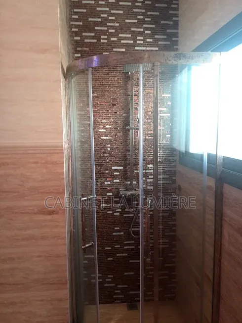 4chbre Appartement dans Duplex À Louer, Ngor à Louer