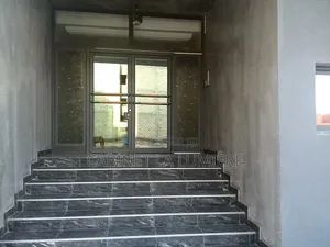 4chbre Appartement dans Duplex À Louer, Ngor à Louer
