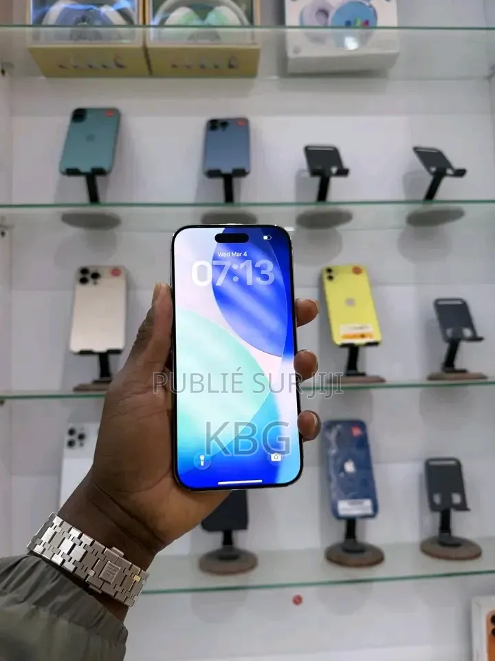 Nouveau Apple iPhone 17e 256 GB Blanc