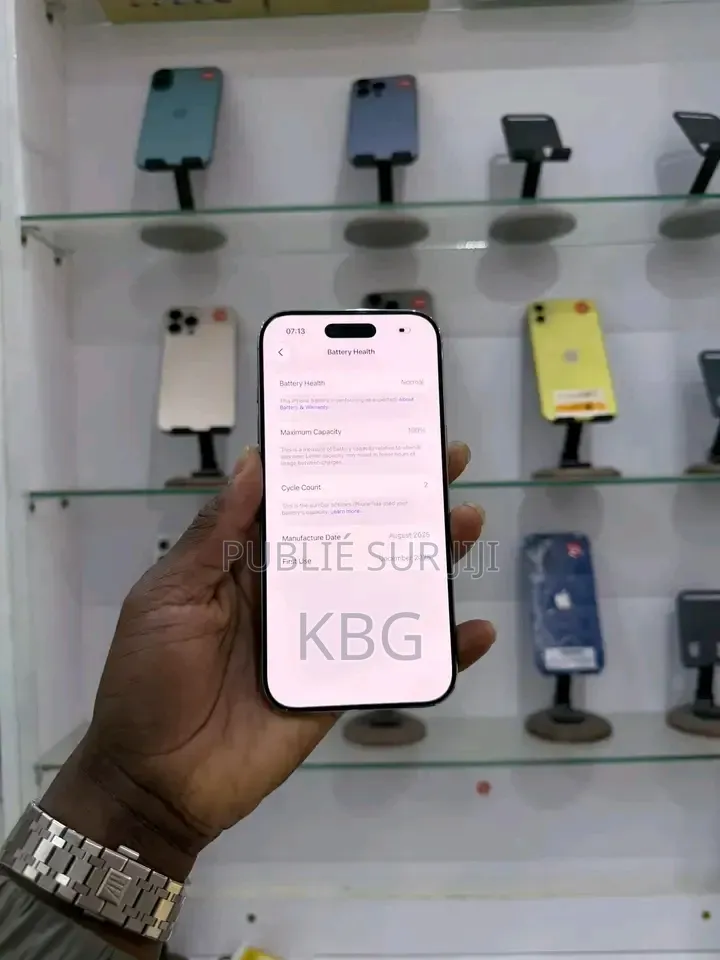 Nouveau Apple iPhone 17e 256 GB Blanc