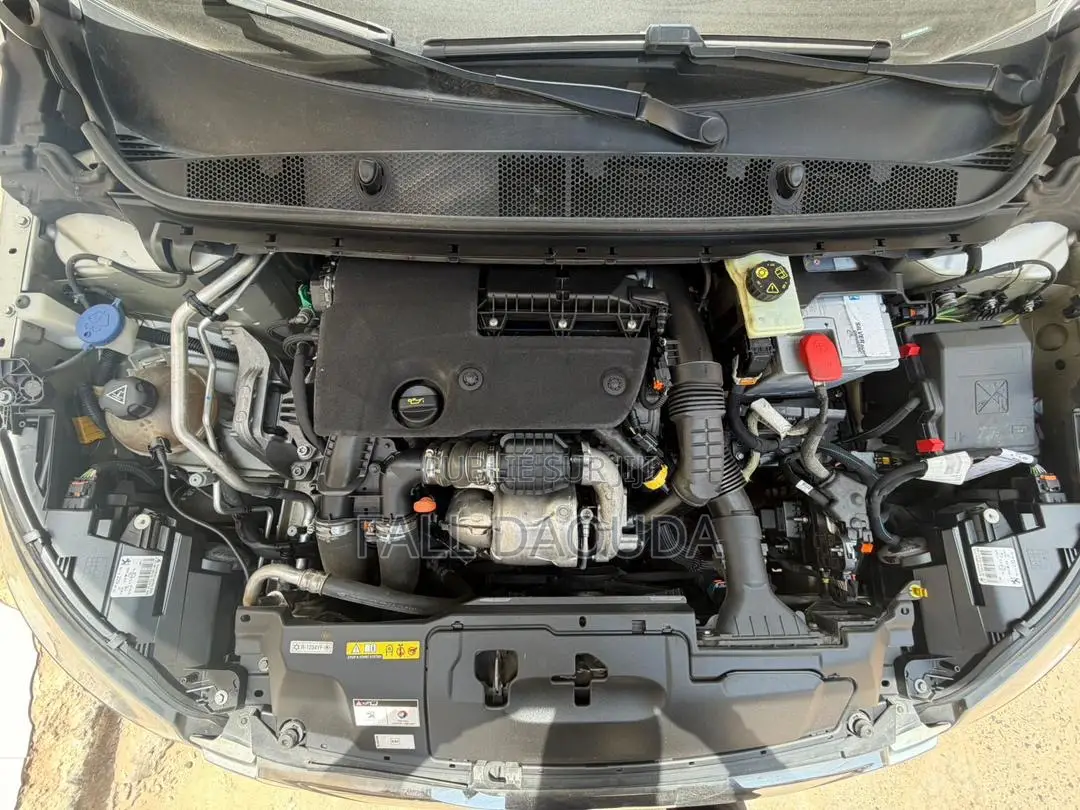 Peugeot 308 2017 Gris