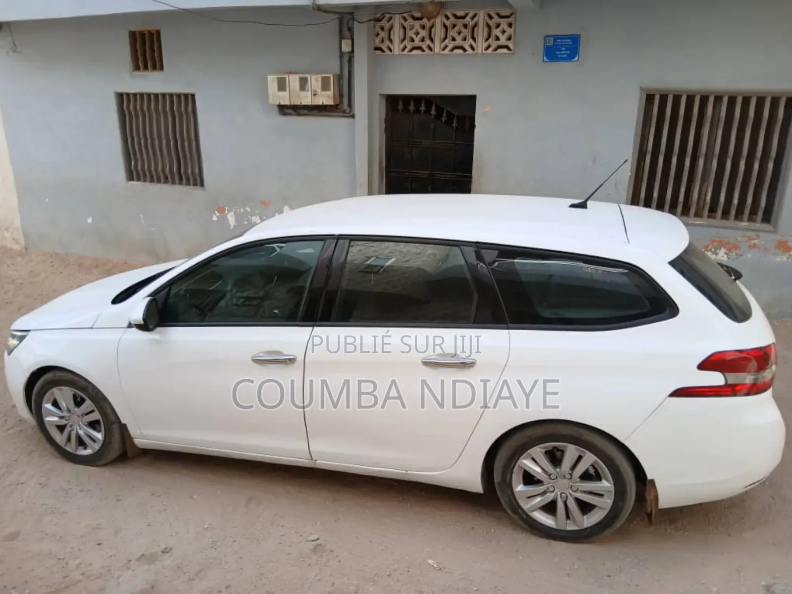Peugeot 308 2017 Blanc cassé