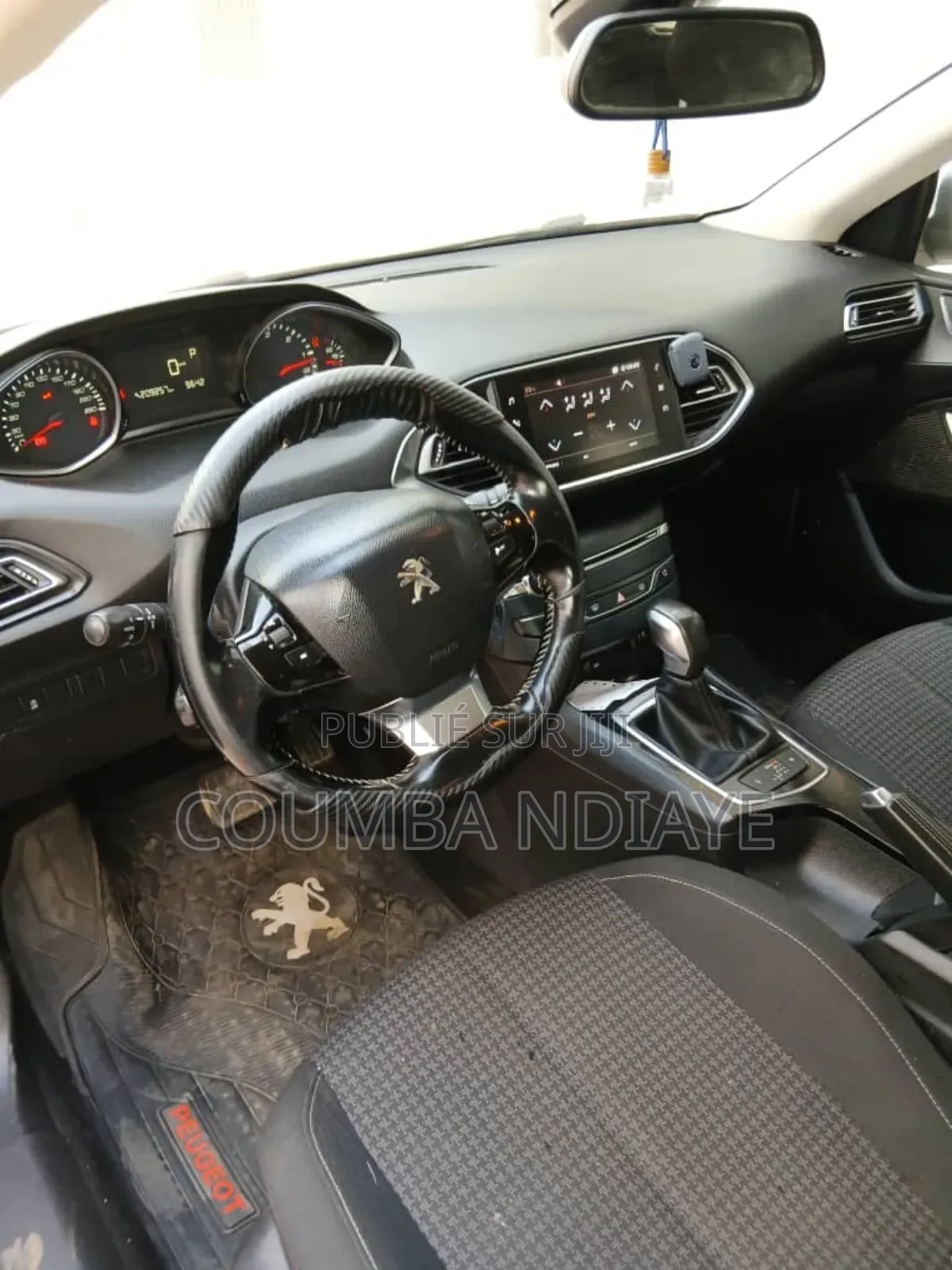 Peugeot 308 2017 Blanc cassé