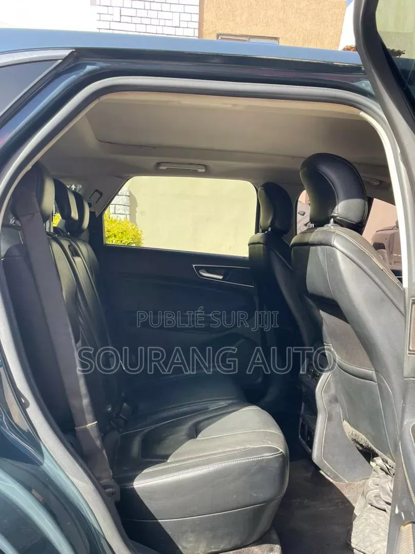 Ford Edge Titanium 4dr AWD (2.0L 4cyl 6A) 2016 Bleu