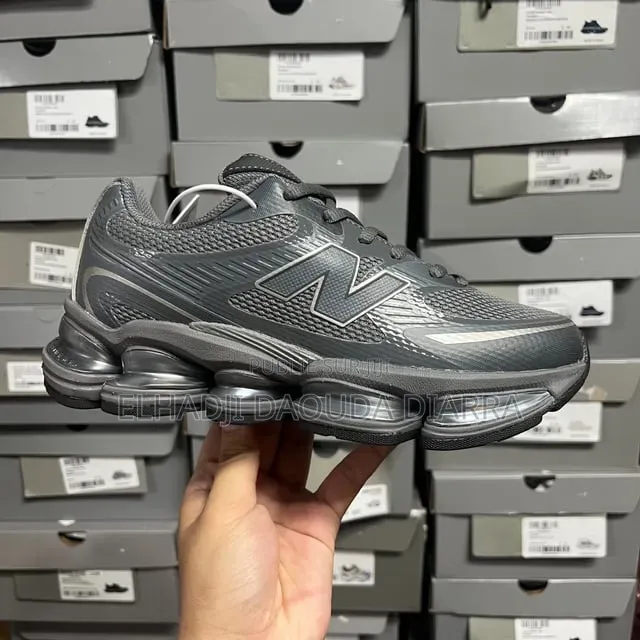New Balance Abzorb 2000