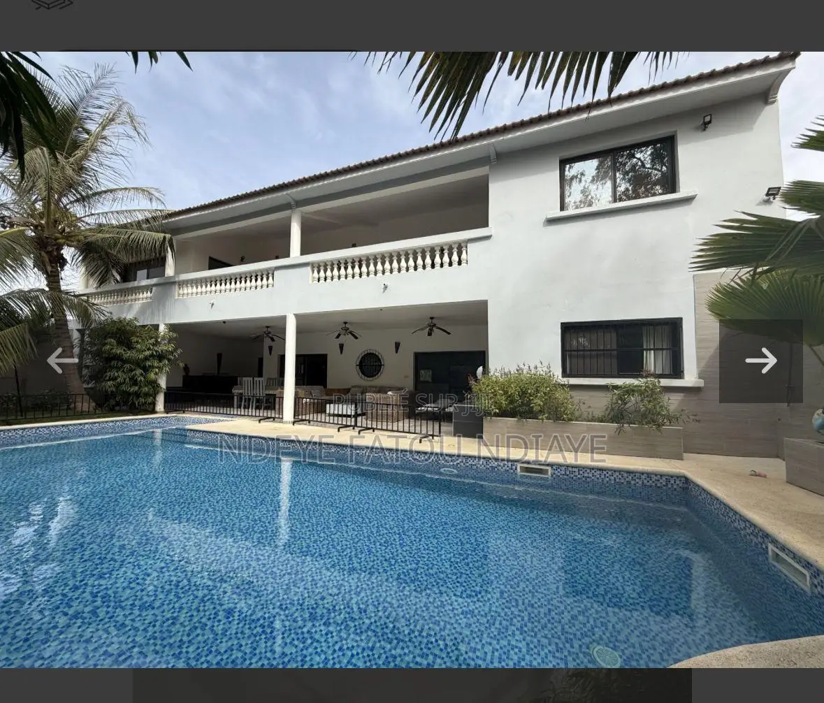 Meublé 5chbre Villa dans Nda_Immo, Dakar Plateau à Vendre