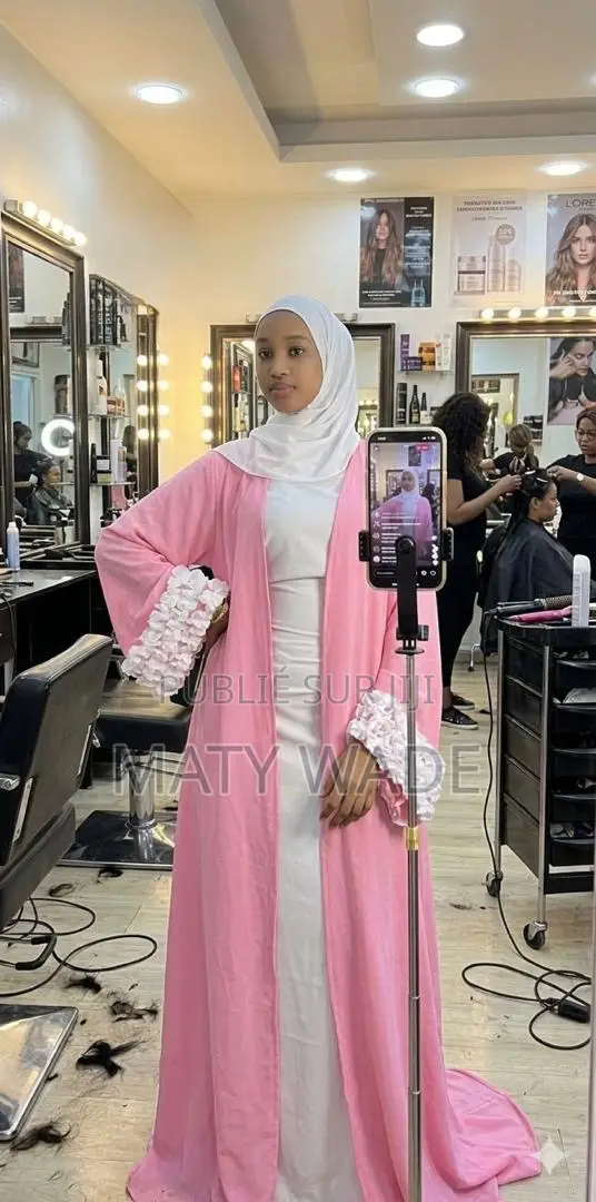 Robe Plus Kimono Plus Voile