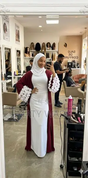 Robe Plus Kimono Plus Voile