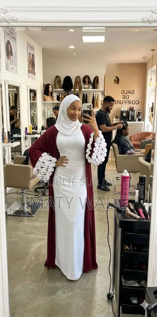 Robe Plus Kimono Plus Voile