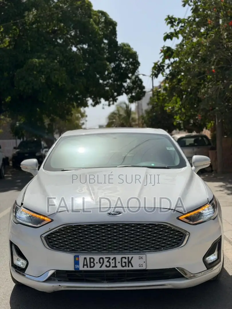 Ford Fusion 2019 Blanc