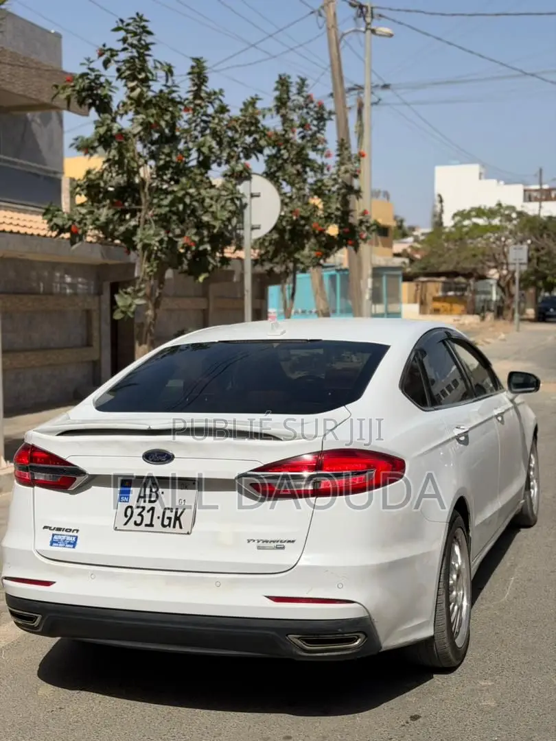 Ford Fusion 2019 Blanc
