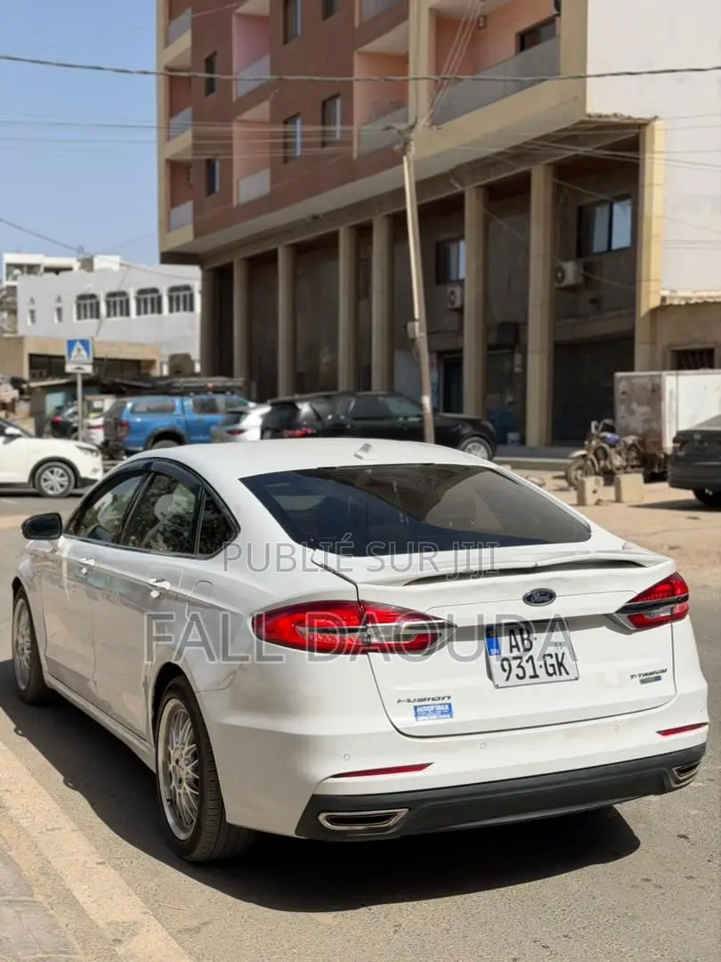 Ford Fusion 2019 Blanc